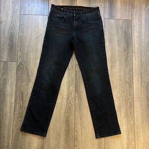 Classic Black Straight-Leg Jeans for woman